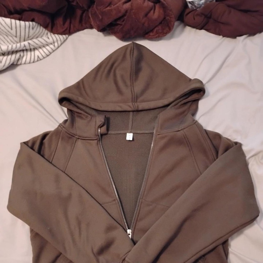 🧸 Laslulu Soft Cropped Full-Zip Hoodie ✨ sporty preppy athleisure cozy